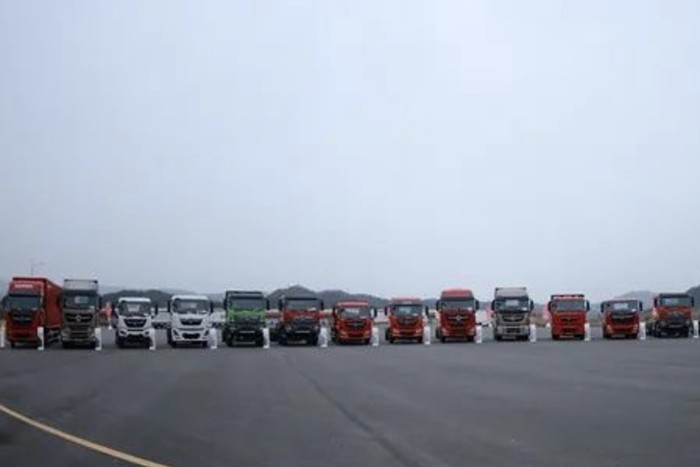 市場(chǎng)回暖!東風(fēng)商用車銷量居行業(yè)第二