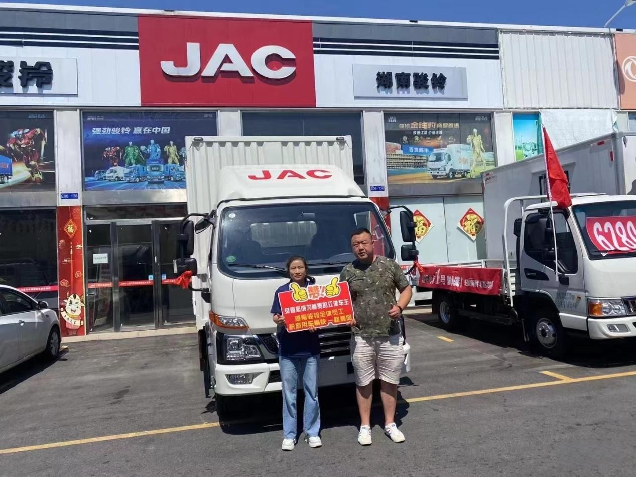 是搬家公司，也是行業尖兵，江淮1卡駿鈴助他成為客戶知音