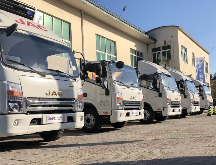 武漢“建材大王”,選江淮1卡帥鈴與他攜手前行!