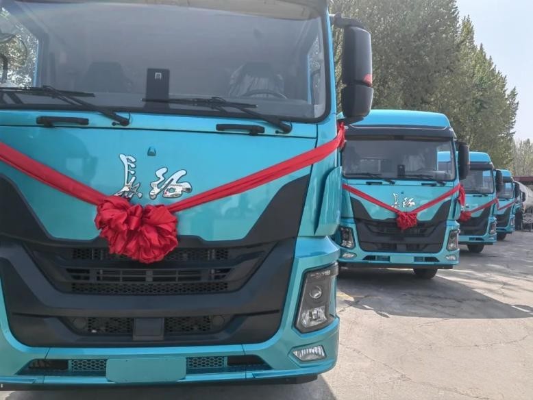 進入2023年,如果科技旗下長征汽車新能源重卡先后在唐山、保定、天津、成都、青島等地批量交付,實現開門紅。