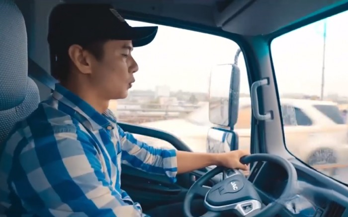 善良會(huì)傳遞,江淮1卡國(guó)際帥鈴見(jiàn)證越南卡友把生意越做越大