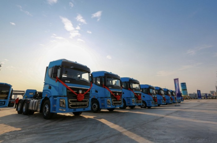 遠程甲醇重卡釋放綠運發(fā)展新動能