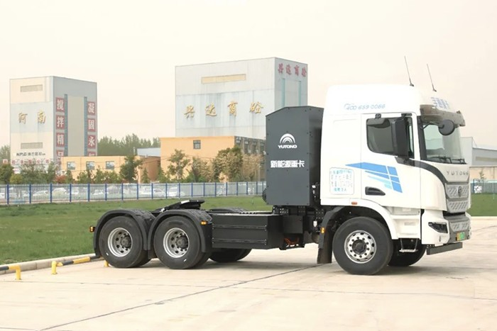 滿足高效長距離需求，宇通純電牽引車交付頭部企業(yè)