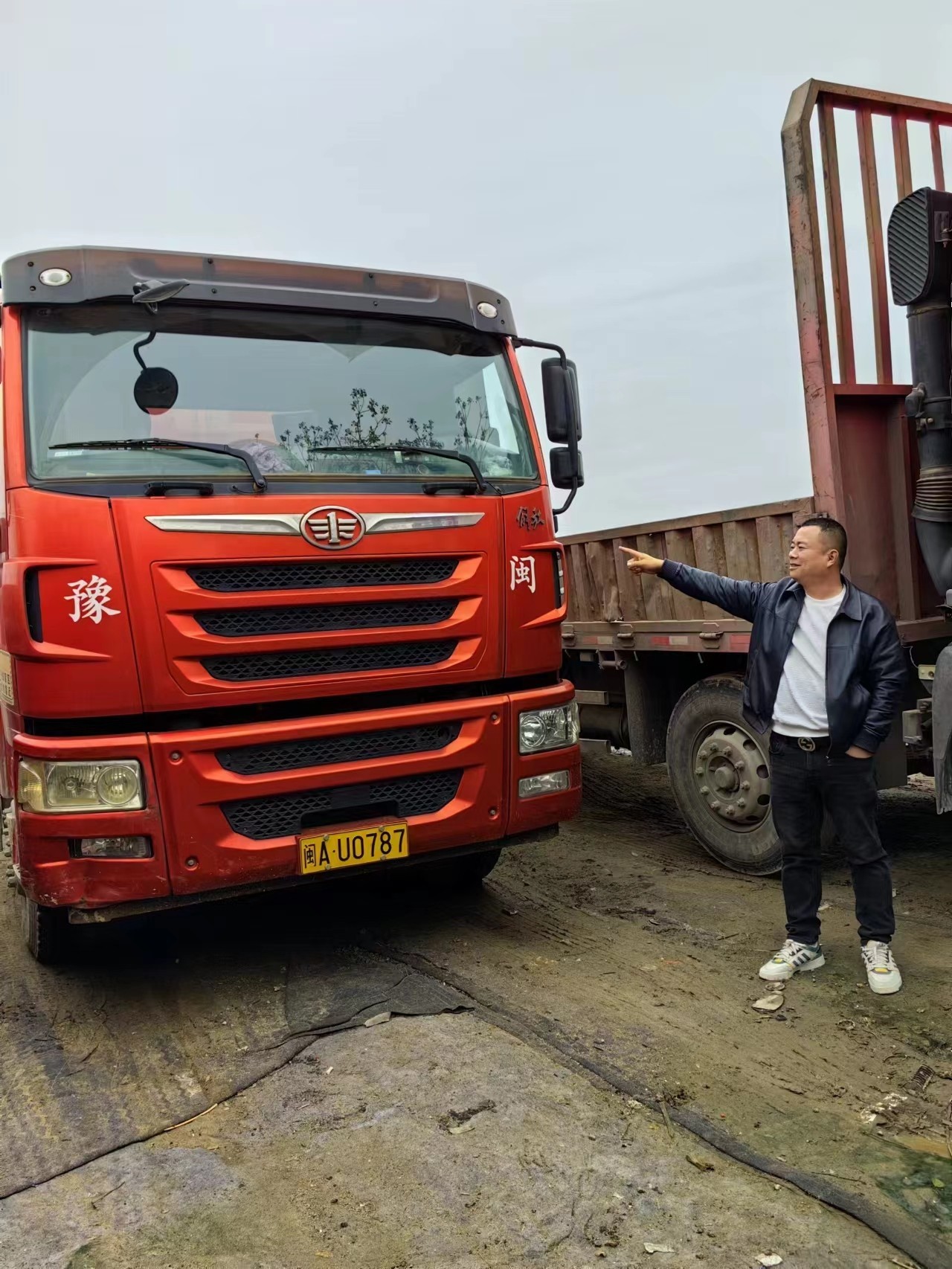 父子接力30年開解放，基建潮下乘風奔富