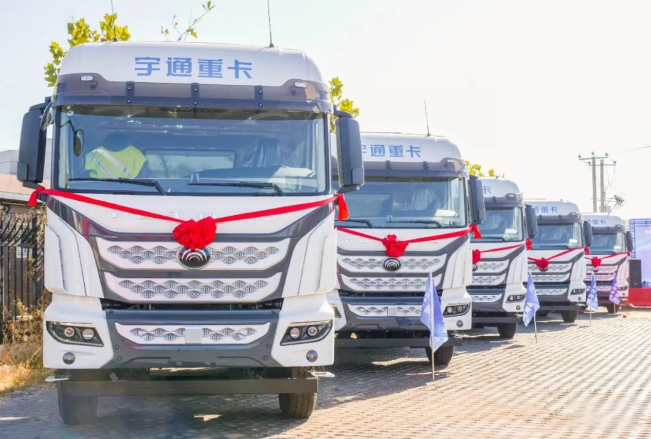 不負眾望 宇通新能源牽引車斬獲“卡車兄弟信賴產品獎”