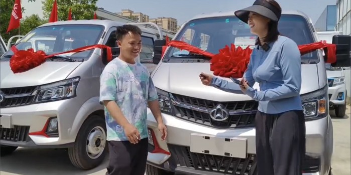 人氣火爆,持續熱銷!長安跨越王X7強勢引爆高端小輕卡市場!