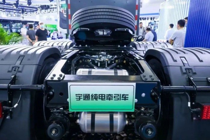 宇通重卡亮相北京國際道路展,彰顯硬核實力