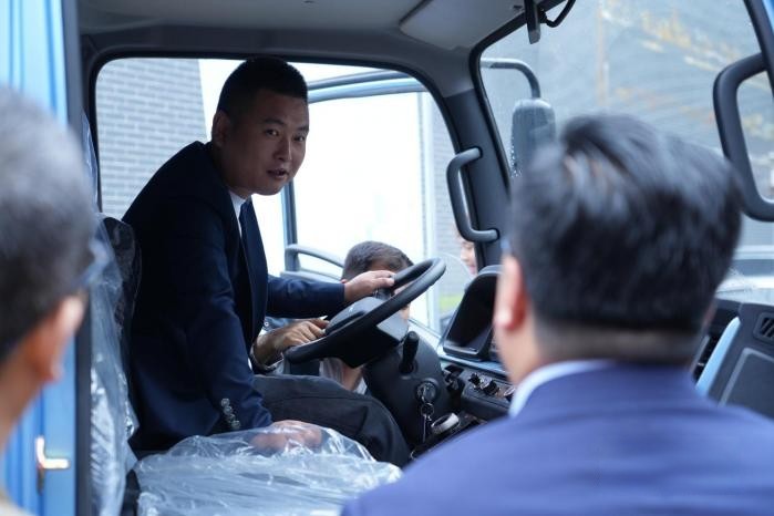 歷史擁抱科技進步 綠色成就全新發展 宇通新能源輕卡T系列產品西安上市