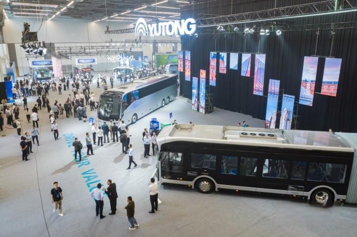 首個商用車電動專屬平臺!宇通發布睿控E平臺再掀技術變革浪潮