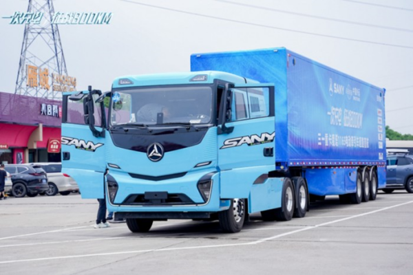 挑戰(zhàn)吉尼斯世界紀(jì)錄稱(chēng)號(hào)！三一魔塔1165開(kāi)跑！首航拿下138臺(tái)訂單！