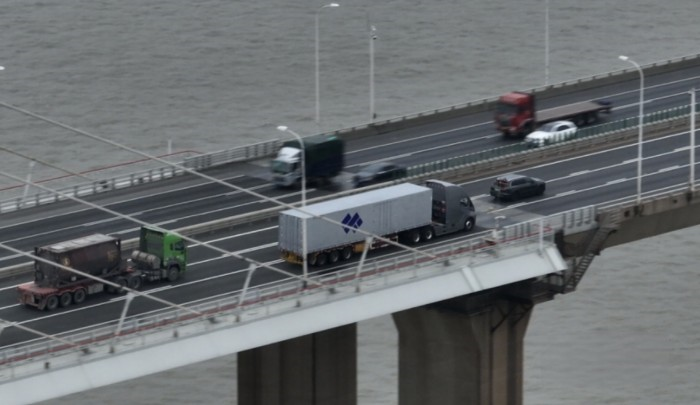 造車新勢力VS傳統(tǒng)油改電重卡,滿載49噸挑戰(zhàn)1119公里高速運輸,誰的能耗更低?