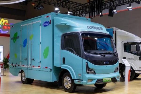 綠擎智享 鈴創未來！慶鈴五十鈴多款精品車型亮相第二十五屆重慶車展