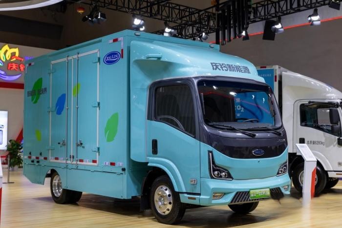 綠擎智享 鈴創未來！慶鈴五十鈴多款精品車型亮相第二十五屆重慶車展