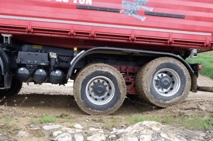 科技狠活兒！曼恩個性化定制再添利器-橡膠懸掛