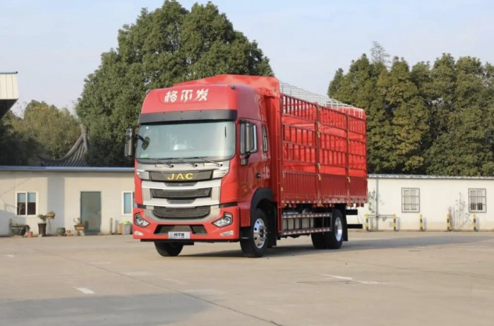 江淮格爾發(fā)4×2載貨車盛夏出擊，吃瓜群眾有福了！