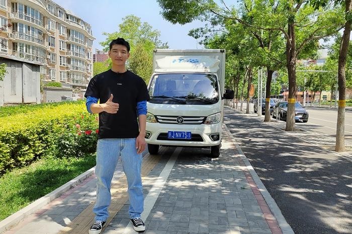 從送外賣到送貨物，王俊熹選擇與祥菱M2并肩奮斗