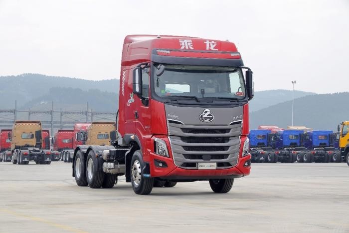 LNG重卡如何選?530馬力乘龍H7一車(chē)多拉300公斤!