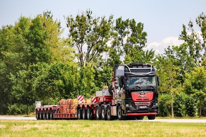 曼恩“獅”力盡展 群英匯聚2023卡車技術節