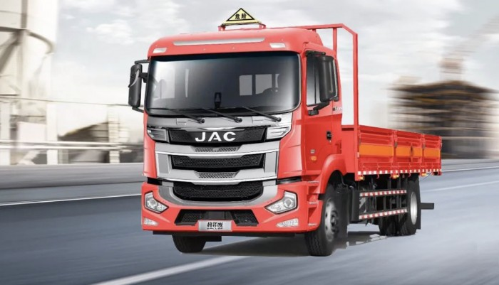 臨“危”不懼，格爾發危險品運輸車助你化“險”為夷！