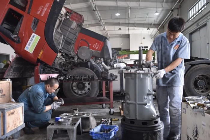 產(chǎn)品“勞道” 團隊“攢勁” 東風(fēng)商用車奮力開拓新疆市場