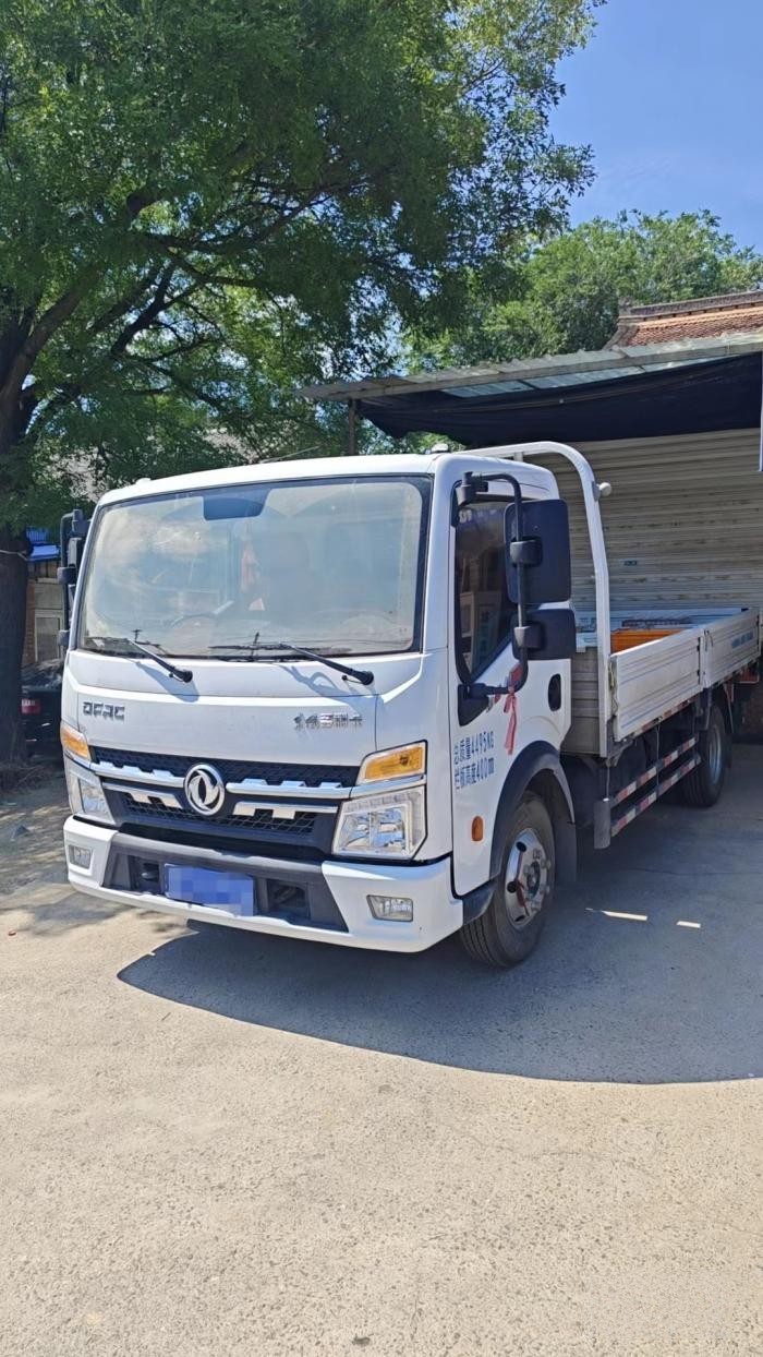 卡友兄弟說 家人作伴、朋友相隨,這樣的幸福與東風(fēng)多利卡超能有關(guān)