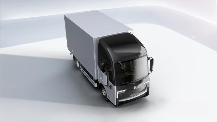 前晨首款全自研產品iC1，開啟智能網聯新能源商用車3.0時代