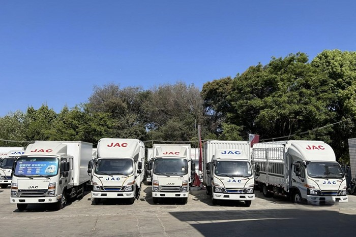 夏天太熱運輸怎么辦，混動1號駿鈴聚寶盆給你冷鏈冷藏答案