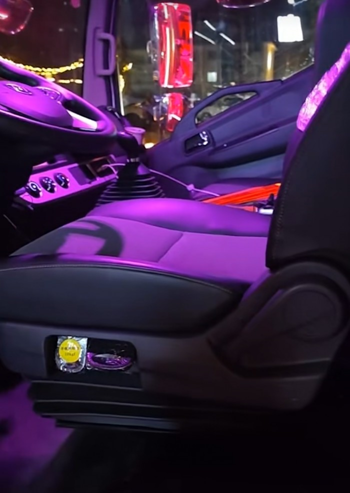 不被定義 熱愛至上 東風凱普特1087X改裝車彰顯自由的力量