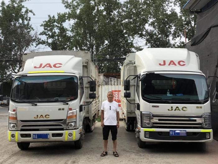 江淮1卡帥鈴“專業戶” 不光自己買 還推薦朋友買了10幾臺