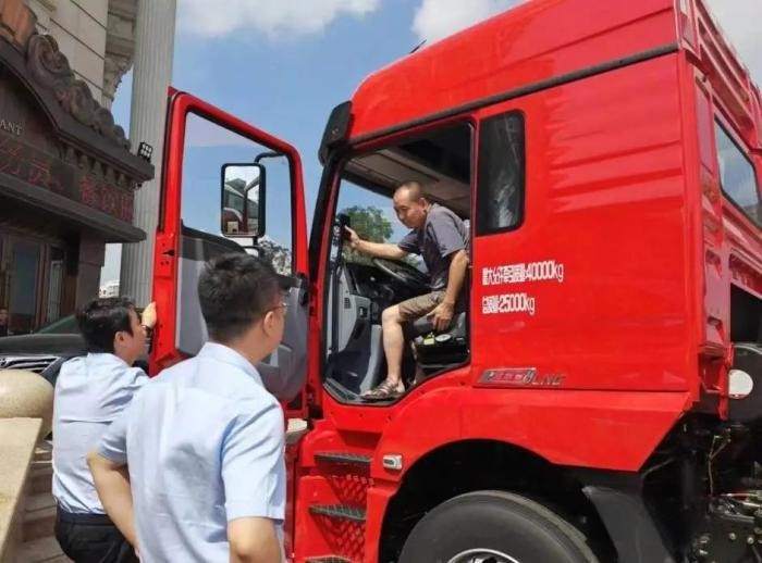 高效率 高收益！陜汽商用車全能翼3LNG榆林上市 產品力升級大獲好評！