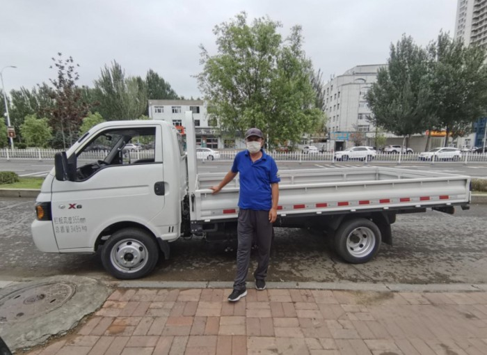 拉水果一車“兩”用，江淮1卡愷達是他的“解悶”神器