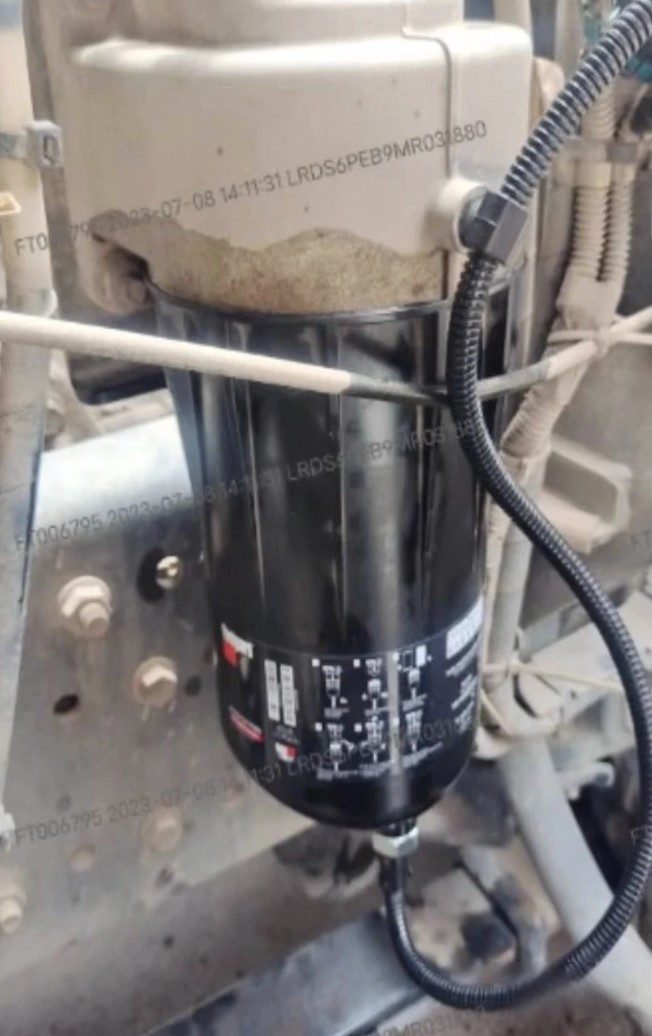 福田戴姆勒321閃修服務(wù)：一路愜意運(yùn)輸，讓天路變坦途！