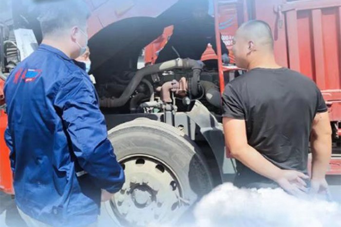 一汽解放率先提出并創(chuàng)建了“感動服務”品牌，開創(chuàng)了國內(nèi)商用車服務品牌先河。