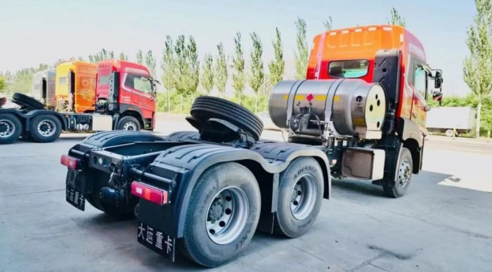 百公里氣耗28.7kg，大運V7H 燃氣牽引車一年多賺3萬元