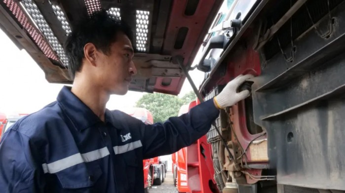 省氣、可靠還舒適，徐工漢風(fēng)G7 LNG牽引車助力李帥強開啟致富之路