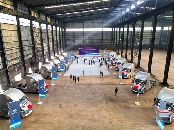 DeepWay智能新能源重卡短時間實現持續交付