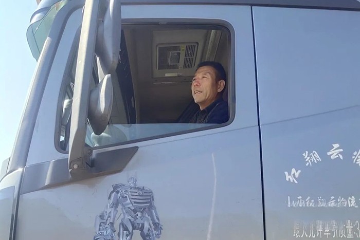 安全、舒適、低能耗，炭黑運輸難不倒，吃湯還是吃肉，我就全靠它了！